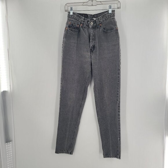 Levis RARE 13512 0260 Vintage Jeans Womens 5 Short Black Denim Taper made in USA - Picture 1 of 5